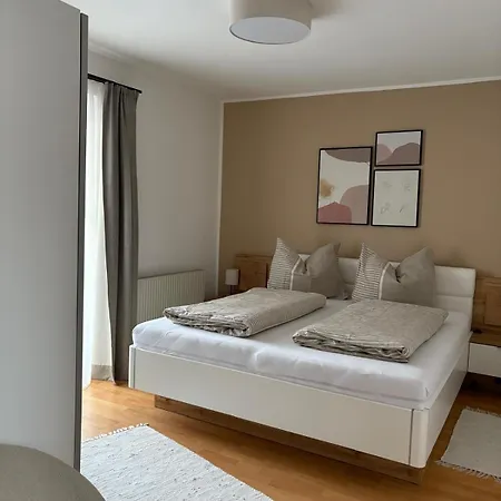 Haus Jenewein Manfred * 노이스티프트임스튀바이탈